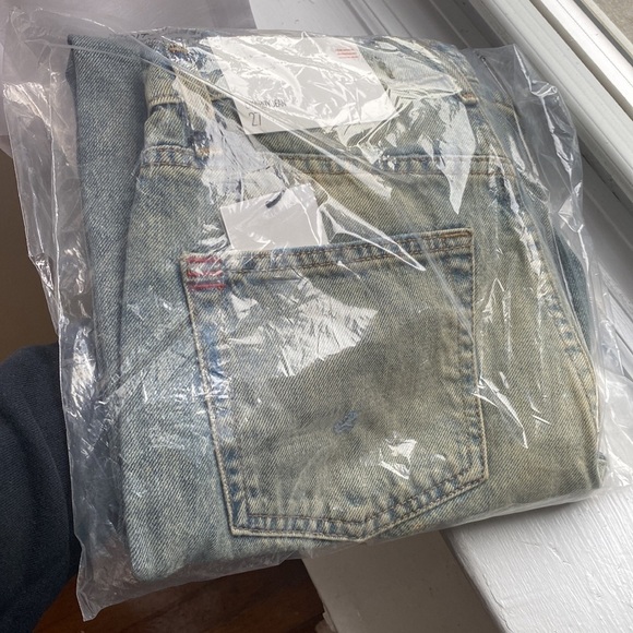 READ DESCRIPTION‼️BDG Cowboy Jean Vintage Destroyed Denim, size 27 - Picture 7 of 11